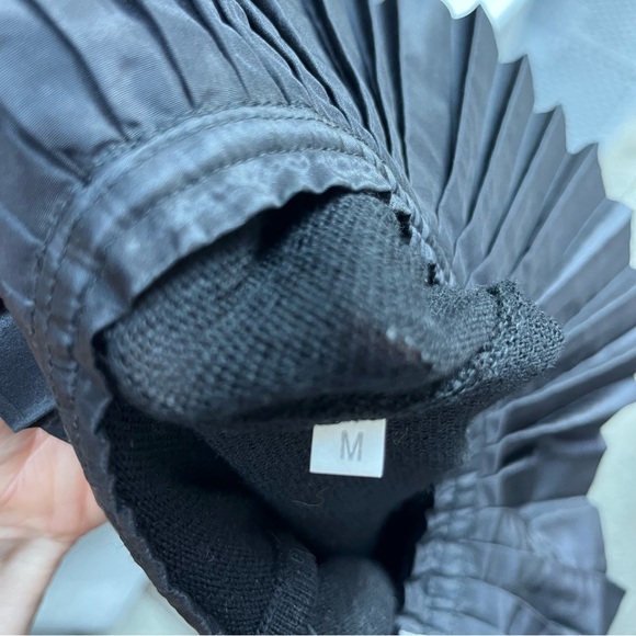 Saks Fifth Avenue Black Pleated Collar Top - Picture 4 of 9